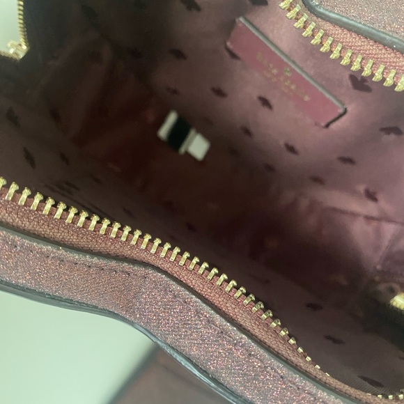 Kate Spade heart crossbody bag and matching card holder - Picture 6 of 7